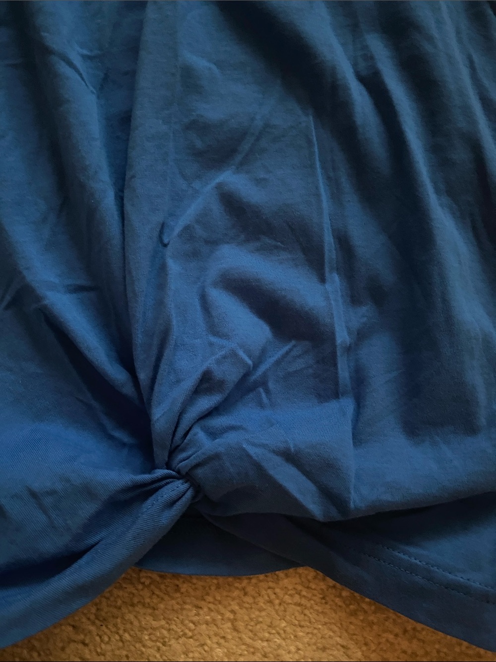 Adidas size medium knotted front top NWT - Picture 5 of 8